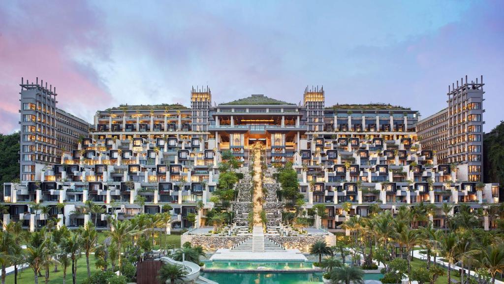 Bali Hotels Redefine Luxury and Event Excellence
